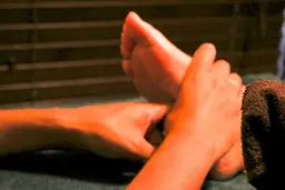 [脚もすっきりコース]◆ボディケア30分＋リフレクソロジー30分