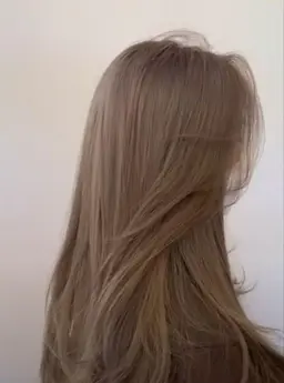 🎀ブリーチ+ 🫧カラー + 🎀内部補修5stepトリートメント🫧