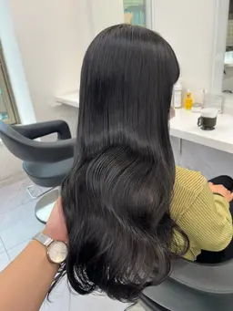 【1日3人限定クーポン】💙あなたに似合うカットカラー💙オリジナルトリートメントでツヤサラに🧝‍♀️