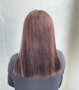 根元のbleach ＋ one color 🩰‎🤍