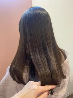 お得なセット割引メニュー!!リタッチカラー＋カット＋眉ワックス🪶超音波トリートメント付き、鎮静マスクプレゼント🫧