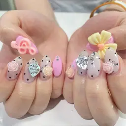 【全員】限定/オフ無し💟チップ長さだし➕120分10本持ち込みデザインやり放題💟韓国ネイル/ワンホンネイル/Y2K