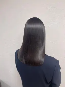 🌸3月限定🌸トリートメント付縮毛矯正【施術時間150分​〜​】⚠️ロング料金別途