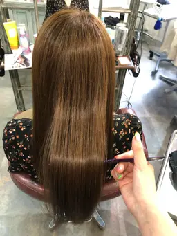 韓国風カット ＋大人気Aujuaトリートメント9900円【トリートメント】