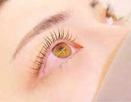 🌟おすすめメニュー🌟 新規まつ毛カール [上・下]¥11800)