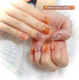 🍓プレミアムマグネット🍓「2色可能」✨「4本アート」🌟「シンプルアート2本、ストンが付け2本」🎶「オフ込み」✨