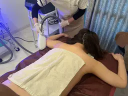 【セレクト脱毛】２箇所(例:両腕＋両足、わき＋両腕、両足＋VIOなどお好きな部位から２箇所選んでいただけます)