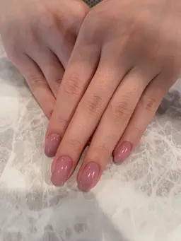 ワンカラー、ラメグラ(クリアベース)オフィスネイル、シンプルネイル