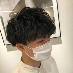 ⭐️メンズ限定⭐️カット＋ゆるふわパーマ＋眉カット¥15000→12000【マンツーマンサロン】