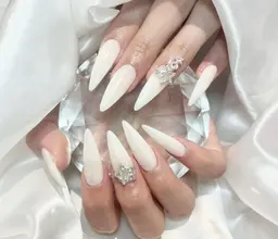 🎀3/3.4限定価格🎀【HAND】オフなし⭐️チップ長さ出し10本+ワンカラーorラメグラ