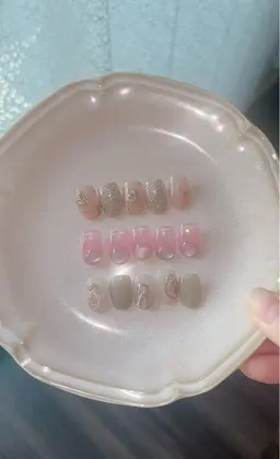 🉐おすすめ🌈ニュアンスネイル+甘皮ケア+保湿オイル