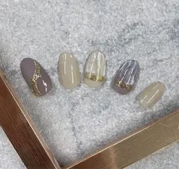 普段使いネイル受付中【ネイルオーダーチップ&ケース&テープ込み】💅🏻✨9,900円~