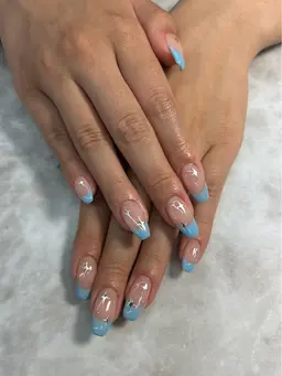 オフ🈚️フレンチネイル🌸(補足必読)選べるワンカラーフレンチ/カラー追加250🩵🩷🖤