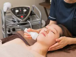 60分【たるみケア・フェイスアップ】ラジオ波×超音波×ＥＭＳ→リンパマッサージ