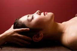 頭蓋骨調整＋骨盤調整40分