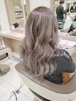 〈新規限定〉⚡ブリーチ（1回）& オンカラー⚡