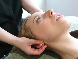 【耳コルギ】耳と頭の施術でお顔のバランスを整える☆お顔リフトメニュー☆