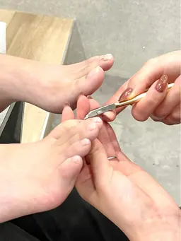 ✨【無料】角質ケア付き美爪フットネイルケア60分｜甘皮ケア＋保湿フットケア🌿