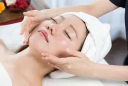 11月先着5名様！モニター様限定★エラ改善！小顔矯正a×フェイシャル