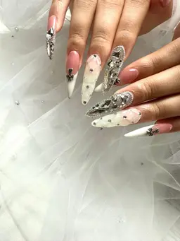 持ち込みデザイン🎀時間内アート🤍オフなし