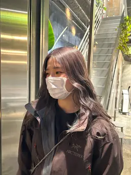 ブリーチあり透明感カラー　ロング料金あり