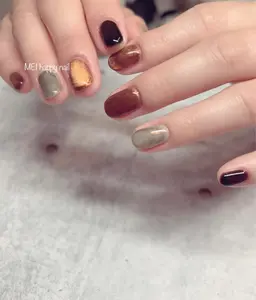 初回オフ無料《パラジェル込トレンドデザイン》当店人気ケアで美爪に♪ご希望のアート4​〜​5本込/モヤモヤ系可/(持込可)