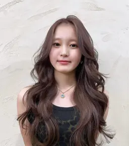 ブリーチなしWカラー🎀（シャンプーブロー込み）