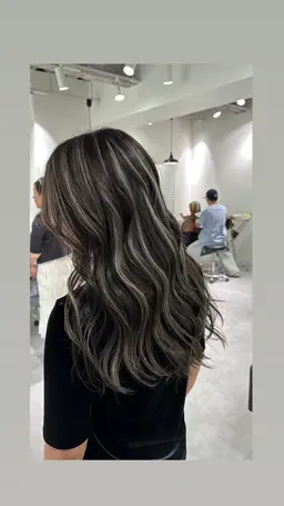 【急募】3Dハイライト＋コラーゲントリートメント🍒(ブリーチ2回)