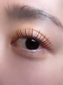 カラーエクステ120本🧡ブラウンのみや、他カラーミックス何色でも⭕️垢抜けお洒落な目元に✨LEDに変更可+¥550