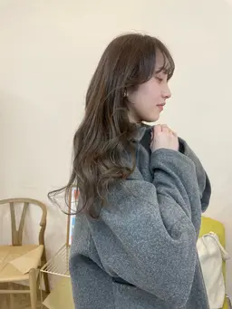 【 ミディアム​〜​ロングヘア限定 】カット + 炭酸ヘッドスパ10分 + トリートメント🌿‬