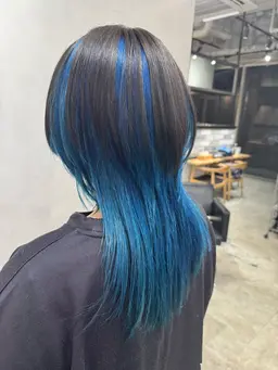 個性派🦋デザインカラーカット＋デザインカラー＋ケアブリーチ＋トリートメント✨¥15500🌼ルーツカラー/推しカラー