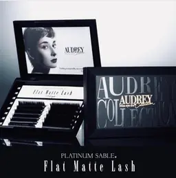 [オードリーコレクションフラットマットラッシュ]60本(コーティング付き)オフ無料