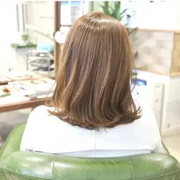 薄毛に悩んでる40代以降の女性のカット＋頭皮メンテナンス＋ヘッドスパ