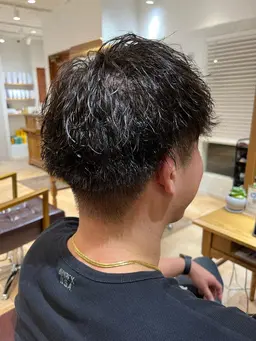 🌈12月末までの限定クーポン🌈🤩メンズ限定🤩✨カット＋ツイストorスパイラルorツイストスパイラルパーマ✨