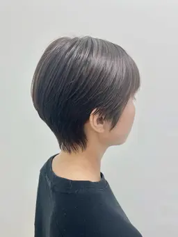 【🩷レディース ショート🩷】カット✂️➕ケアシャンプー🫧➕トリートメント🌈