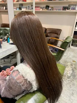 黒染めなし暗色カラー⭐️＋1stepトリートメントサービス
