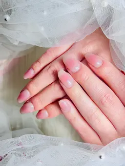 自爪チークネイル&マグネットフレンチネイル✨