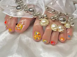 フットネイル親指アート2本【当店付け替えオフ8週間以内無料(他店オフ＋3000円)】