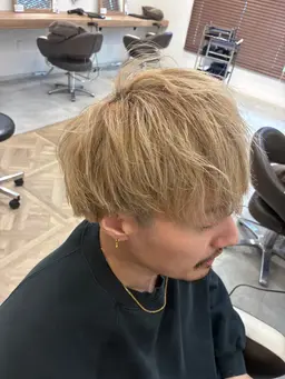 4月限定カット➕ブリーチ➕カラー⚠️メンズのみ