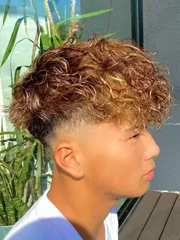 メンズカット+スペインカール🇪🇸