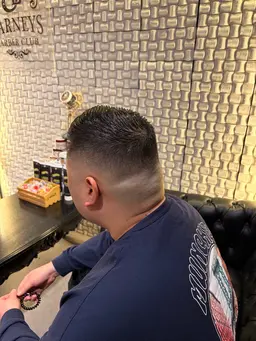 フェードメンテナンスカット+シャンプー