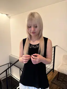 【卒業生クーポン🌸⟡.·】ブリーチWカラー(2ステップトリートメント付き)