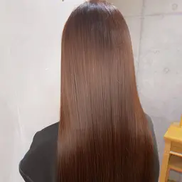 上質トリートメント🫧‎🎀【ブリーチ履歴なし、縮毛矯正履歴なし、ハイライトなし、現在の長さが鎖骨より下の方限定】