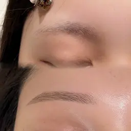 【女性限定】"眉ワックス"美眉スタイリング