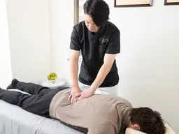 全身じわ〜っと指圧整体コース（60分）