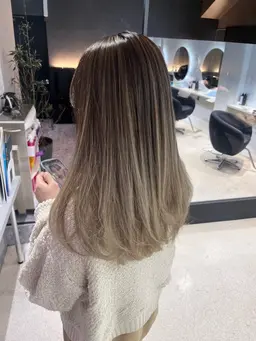 技術向上のため今だけ🖤バレイヤージュ🖤