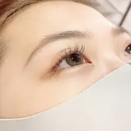 【平日限定🌈】ナチュラルにしたい方🌈オフ、コーティング無料‼️‼️マツエク100本までつけ放題❤️