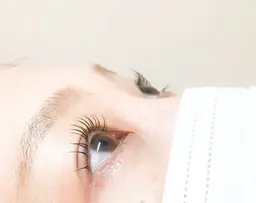 パリジェンヌラッシュリフト(アイシャンプー付き)