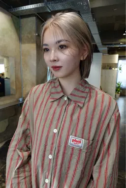 ケアブリーチオンカラー+シャンプーブロー