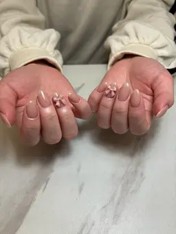 オフケア込み💅✨ワンカラー（パーツ2つor小さいストーン10粒付き）